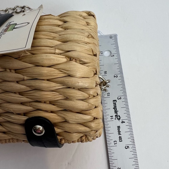 Straw studios weaved Ratan Shoulder Bag  purse chain strap Pink , Tan , Navy NWT - Picture 9 of 10